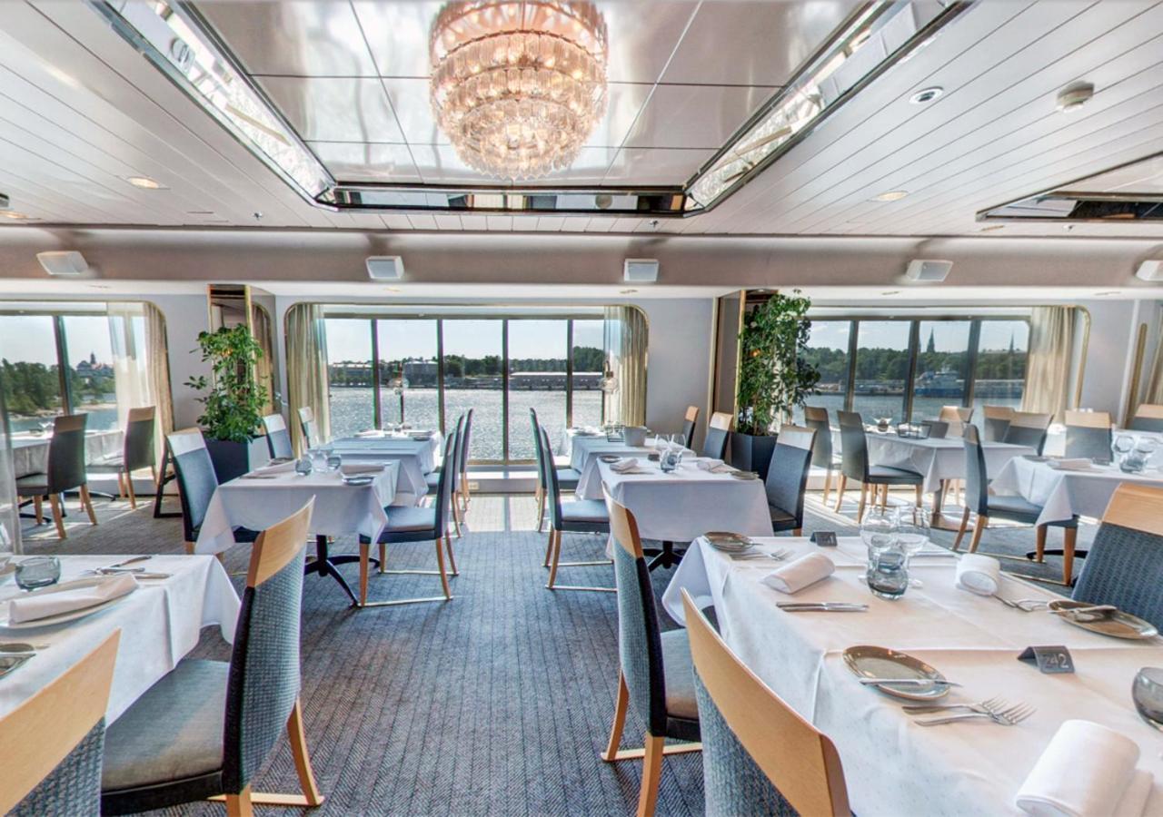 Viking Line Ferry Gabriella - One-Way Journey From Stockholm To Helsinki Hotel ภายนอก รูปภาพ