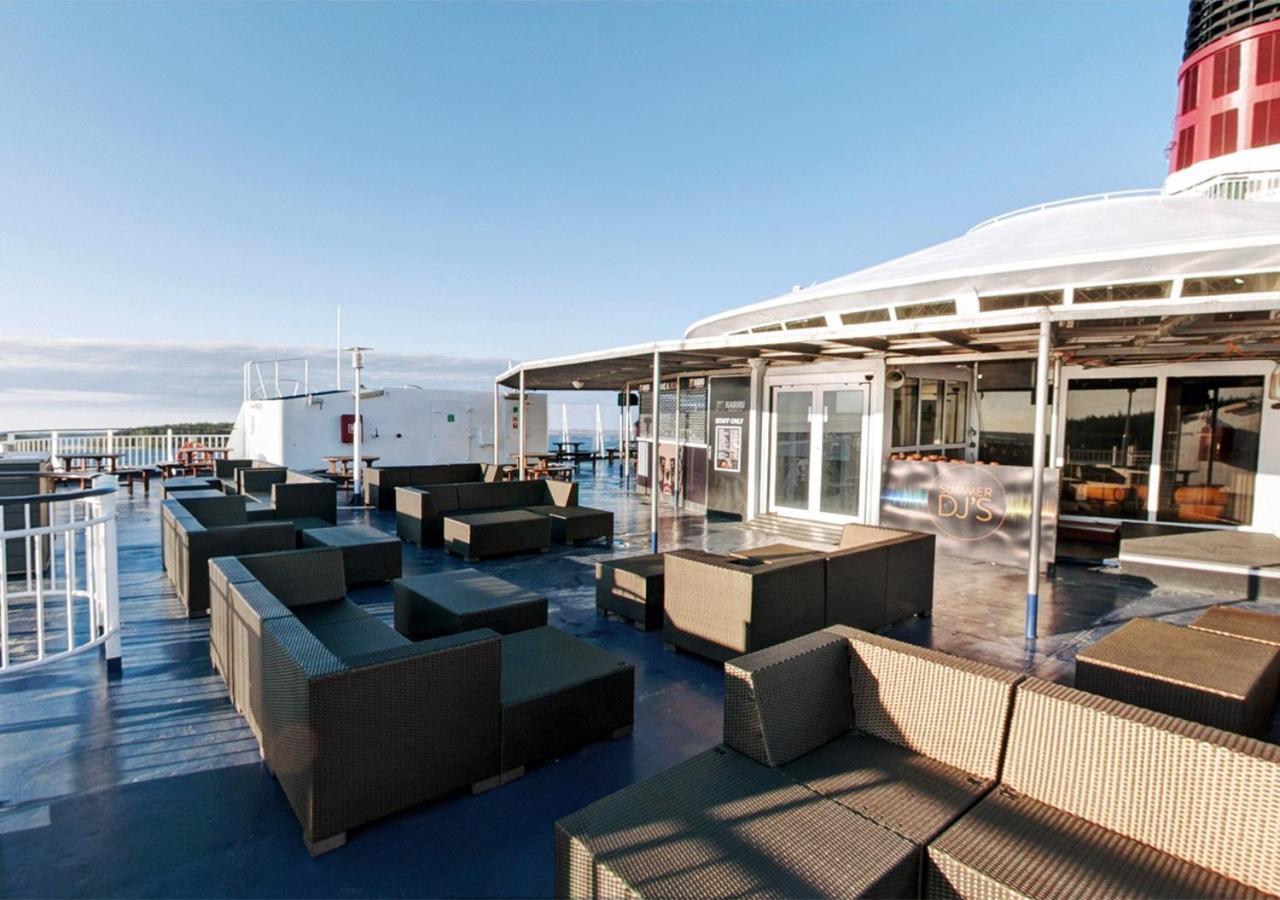 Viking Line Ferry Gabriella - One-Way Journey From Stockholm To Helsinki Hotel ภายนอก รูปภาพ
