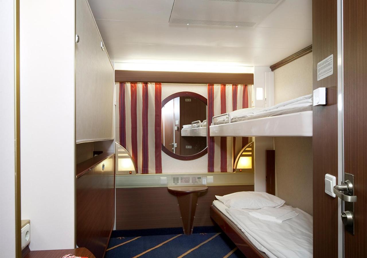 Viking Line Ferry Gabriella - One-Way Journey From Stockholm To Helsinki Hotel ห้อง รูปภาพ